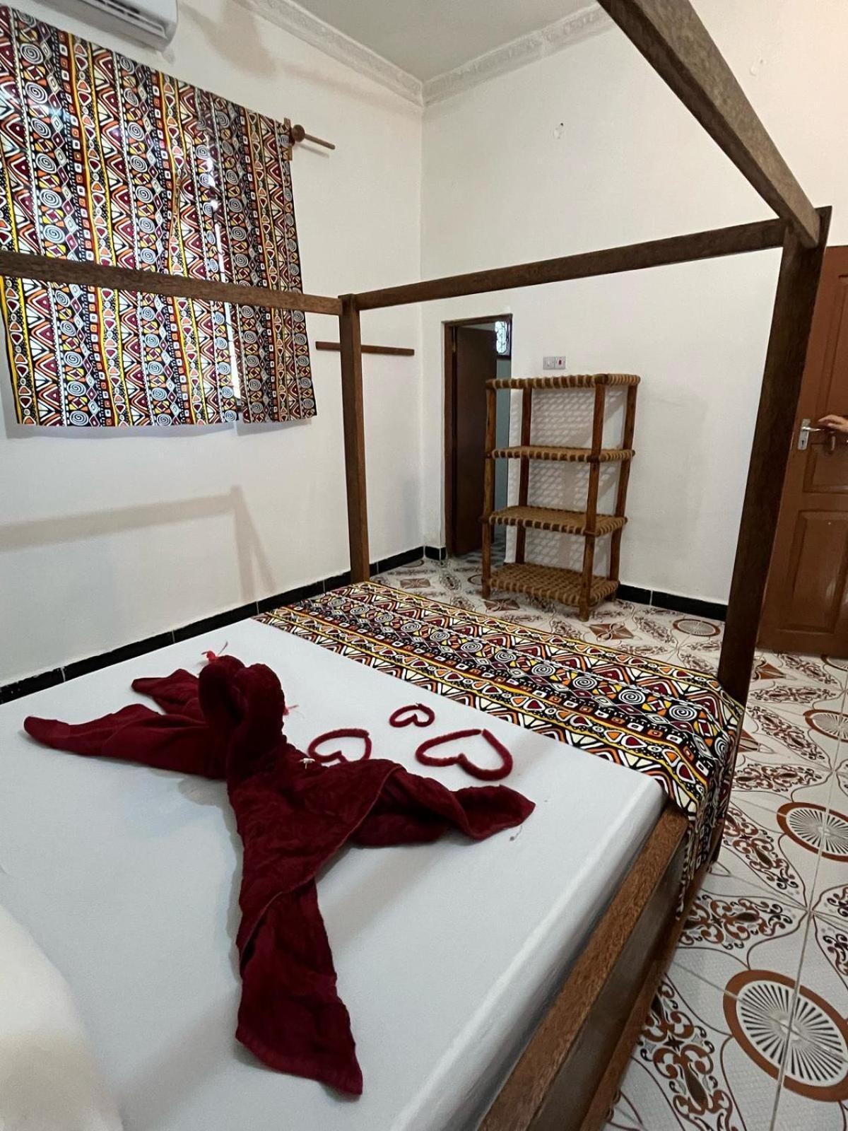 Bed and Breakfast Fish House Нунгві Екстер'єр фото