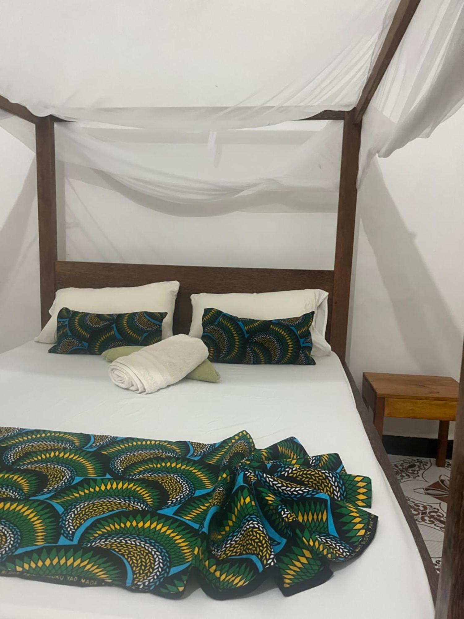 Bed and Breakfast Fish House Нунгві Екстер'єр фото